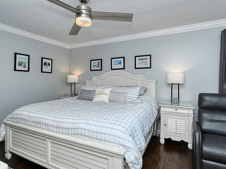 1215 S Portofino Dr #308 — Photo 6