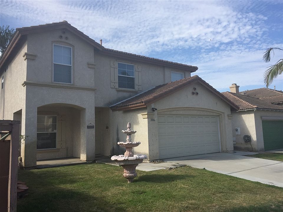 2nd image of 1086 Calle Del Amor