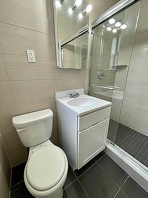 5th image of 16201 Highland Ave #7CC