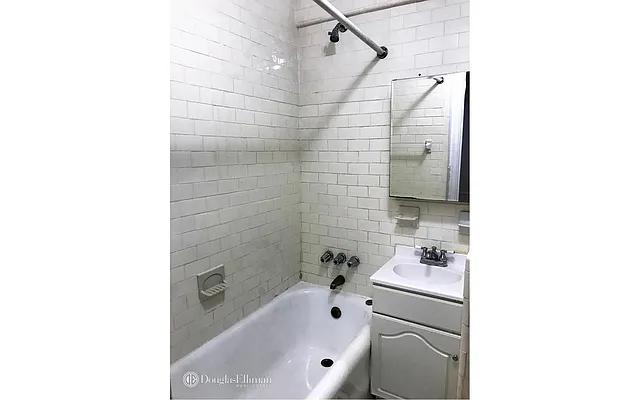 Rented by Douglas Elliman | media 4