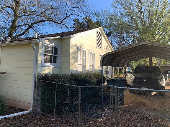 5th image of 221 Hayter St
