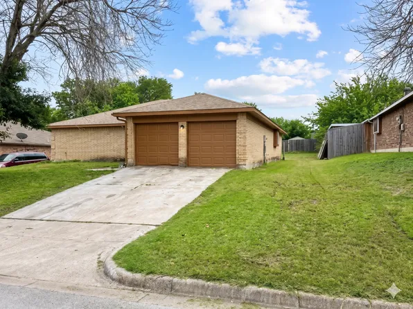 10165 Indian Mound Rd, Fort Worth, TX 76108