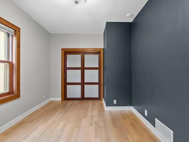 1827 N 1st St #1827 — Photo 32