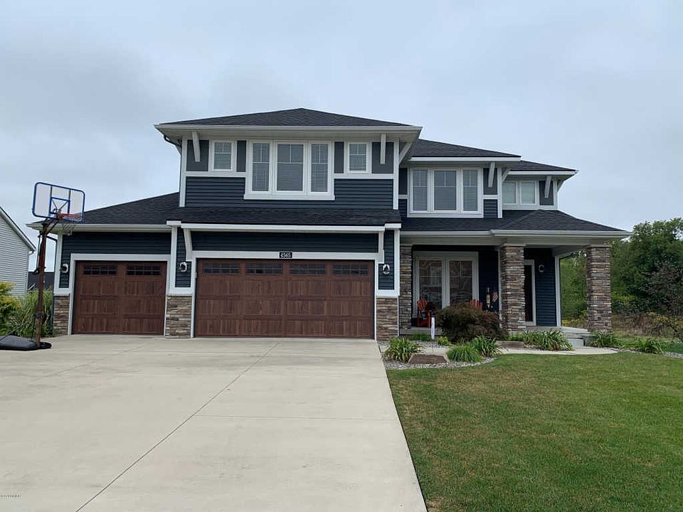 1st image of 4565 Equestrian Dr