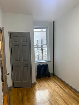 Rented by Roomeze | media 8