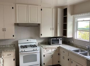 235 W 16th St, San Pedro, CA 90731