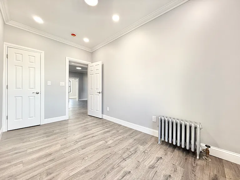 50-30 48th St #2R — Photo 15