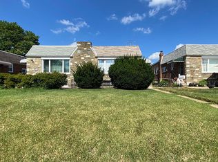 8612 Frontenac St, Philadelphia, PA 19152