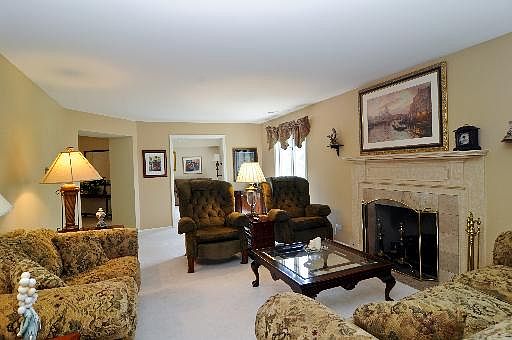 5th image of 150 E Lake Blvd #133