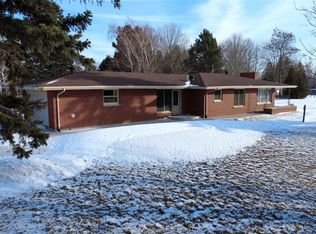 8673 Talbot Trl, Chatham Kent, ON N0P 1A0