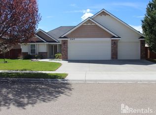 2167 W Boulder Bar Dr, Meridian, ID 83646