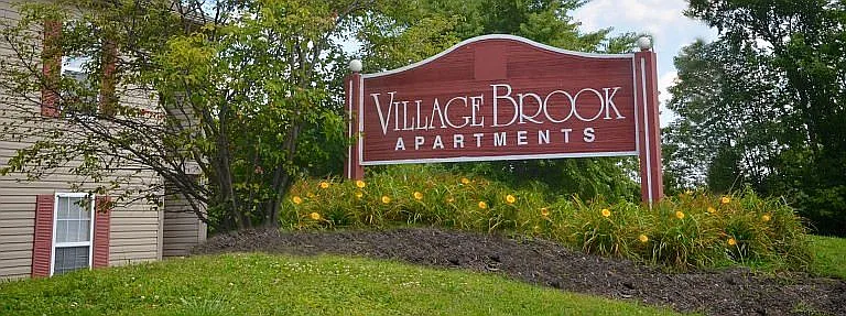 2600 Village Brook Ln — Photo 1