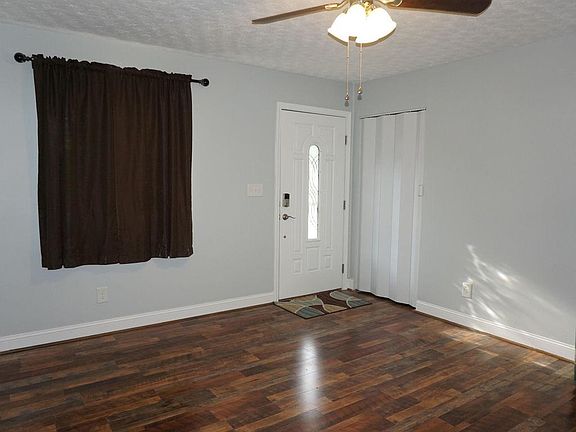 3rd image of 11707 Brackenberry Ct
