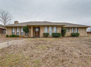 1444 Cheyenne Rd, Lewisville, TX 75077