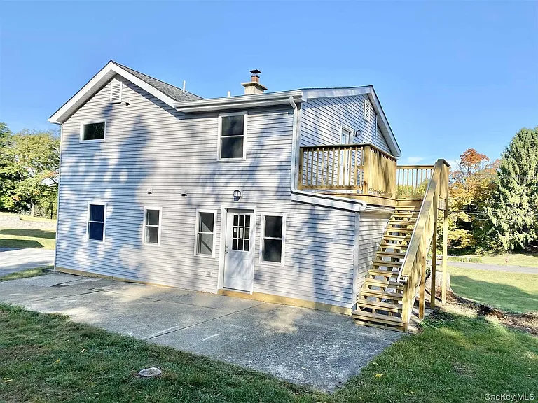 58 W Dorsey Ln #A — Photo 3