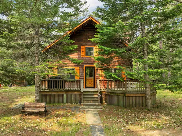182 Tewkesbury Drive, Tamworth, NH 03886