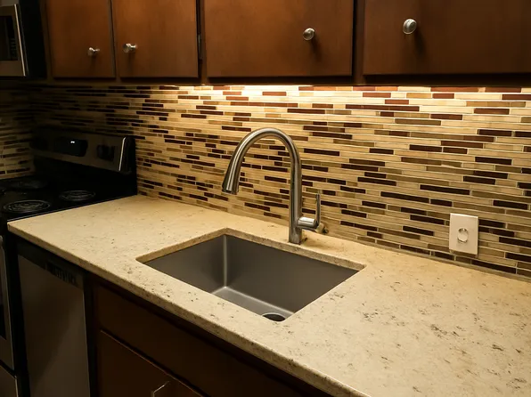 611 Isla Pl, Davis, CA 95616