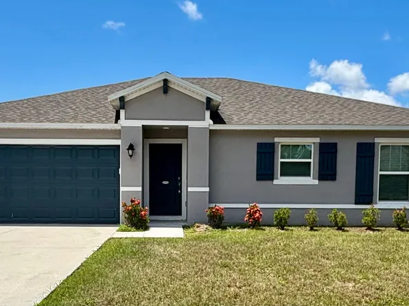 614 Castaways St NE, Palm Bay, FL 32907