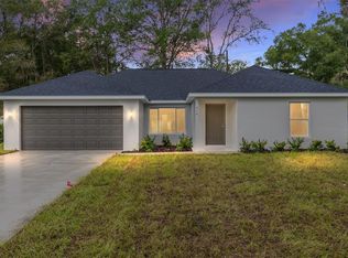 714 NE 130th Ct, Silver Springs, FL 34488