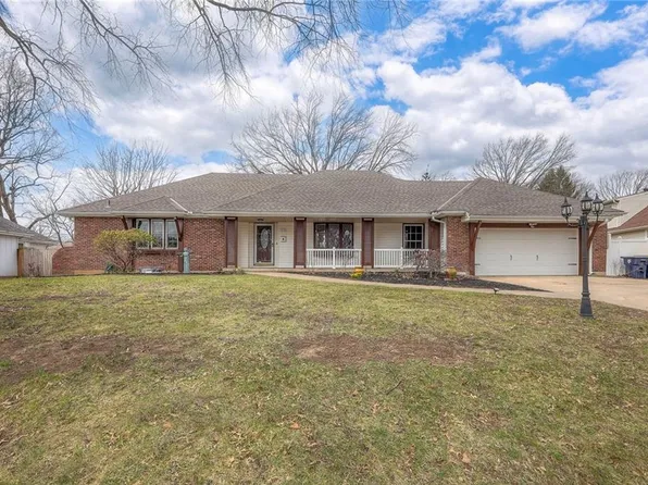 5124 S Pleasant Ave, Kansas City, MO 64133