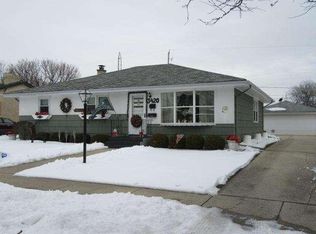 3420 87th St, Kenosha, WI 53142