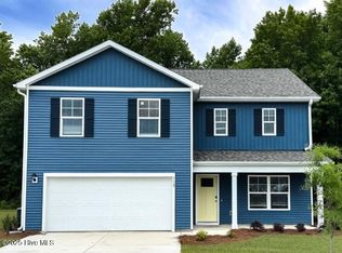 112 Lavender Ct, Stella, NC 28582