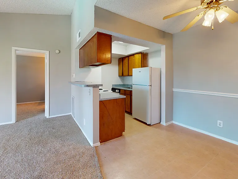 Addison Apartments at the Park — Photo 94
