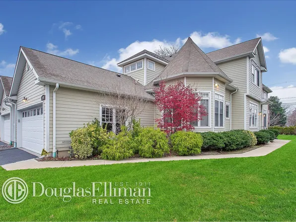 269 S Ocean Ave, Freeport, NY 11520