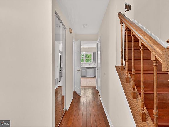 5th image of 12447 Loft Ln