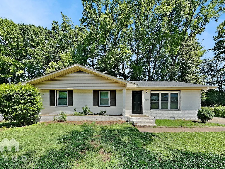 6143 Castle Ct — Photo 1