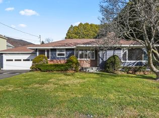 7 Water St, Adams, MA 01220