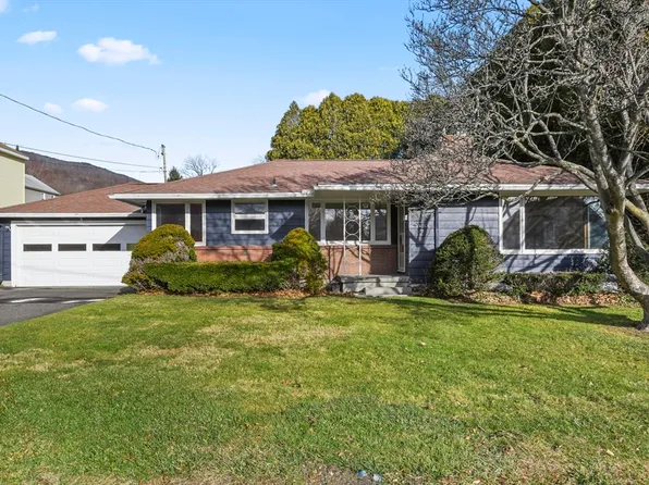 7 Water St, Adams, MA 01220