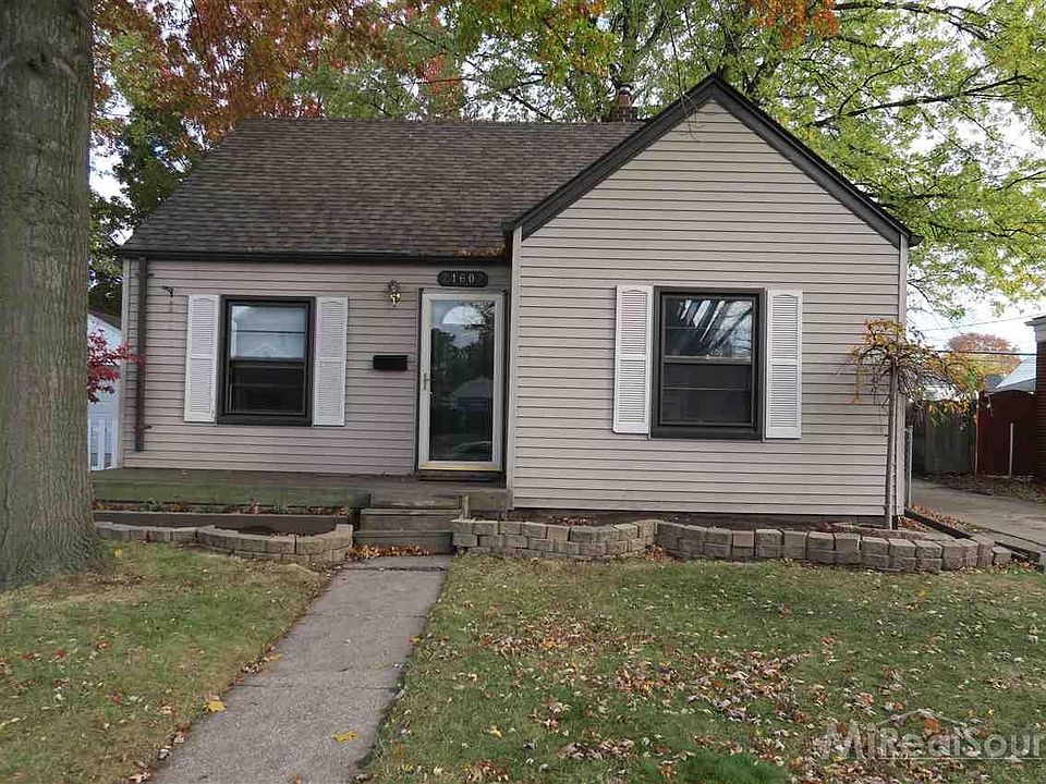 1st image of 21607 Kramer St