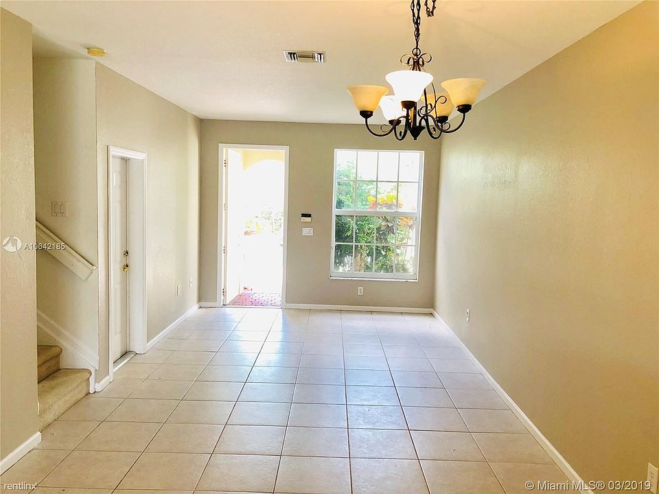 69B6E6AB-FF66-49C8-AD95-CF6B1147E91B