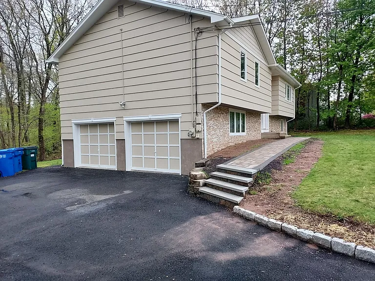 63 Deerfield Dr — Photo 23