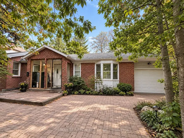 97 Estelle Ave, Toronto, ON M2N 5H4