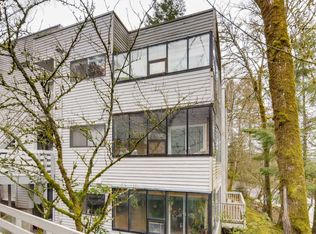 48 Eagle Crest Dr, Lake Oswego, OR 97035