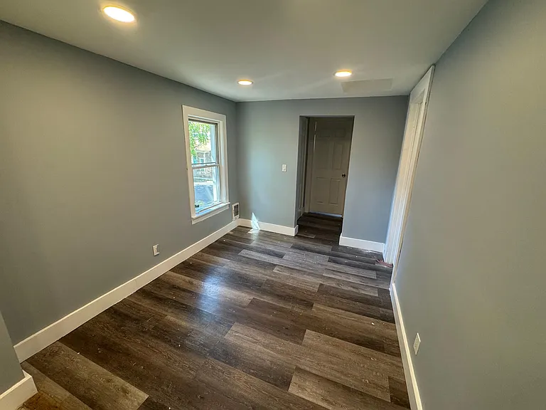 590 Christopher St #2 — Photo 6