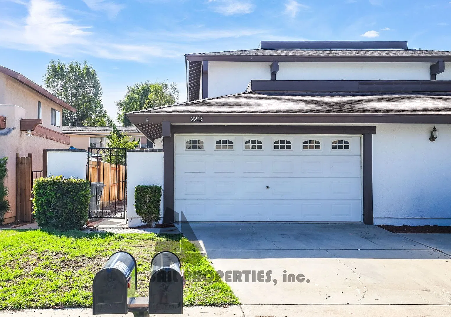 Updated 3BR/2BA Duplex in Santa Ana! — Photo 4