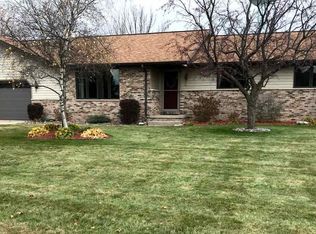 2853 Capricorn Dr, Green Bay, WI 54311