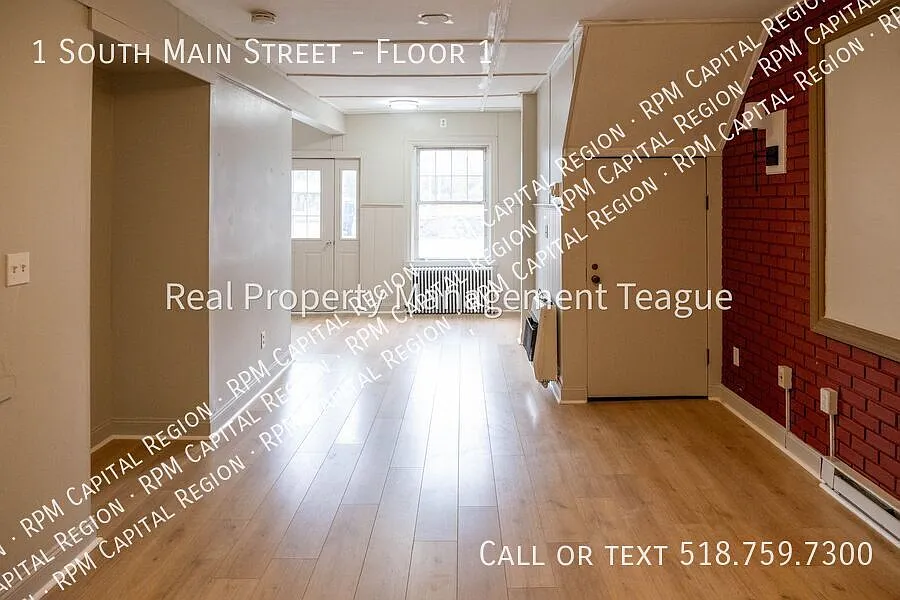 1 S Main St #1