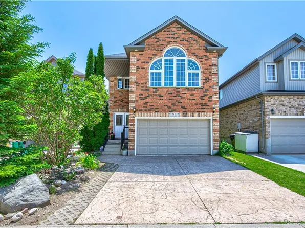 87 Steepleridge St, Kitchener, ON N2P 2W3