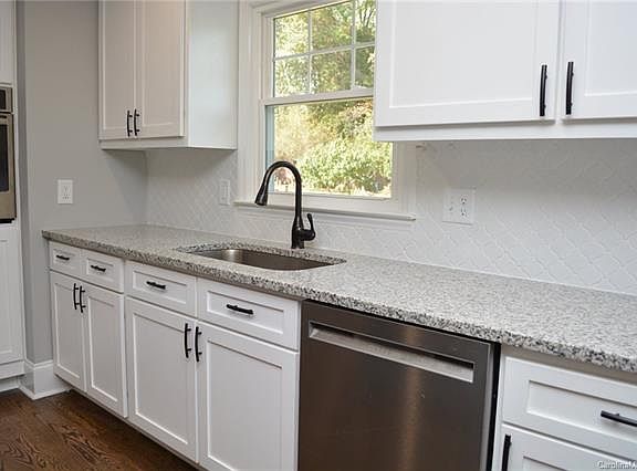 5th image of 6655 Meadow Ln