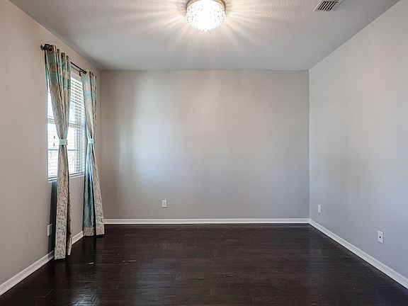 5th image of 3150 S Dakota Pl
