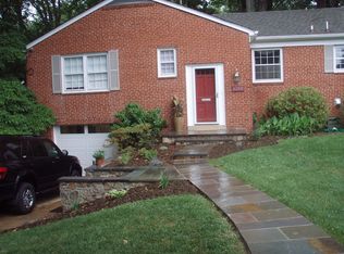 6200 Colmac Dr, Falls Church, VA 22044