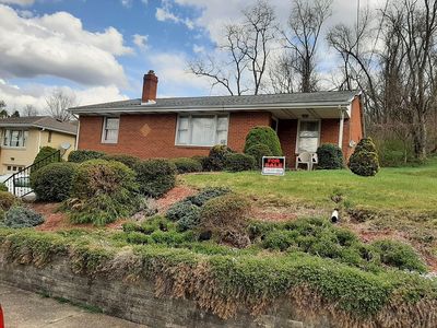 630 Birch St, Jeannette, PA, 15644