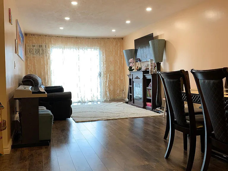 379 Huse Rd #37 — Photo 6