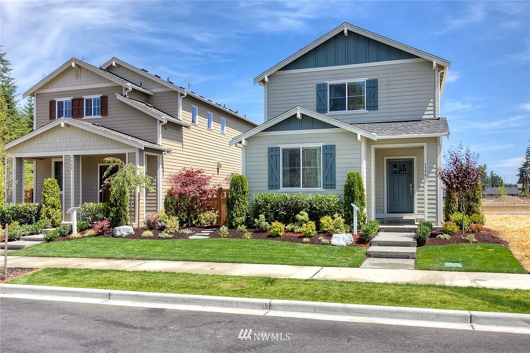 3354 Aurora Street NE #3 photo 1