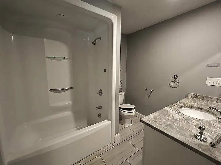 18 Bates Ave #2 — Photo 7