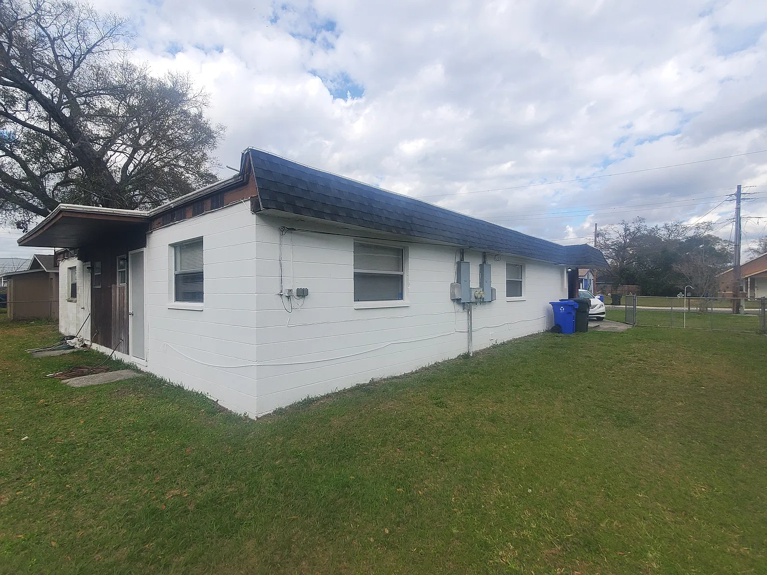 2 bed, 987 sqft, $1,400 — Photo 1